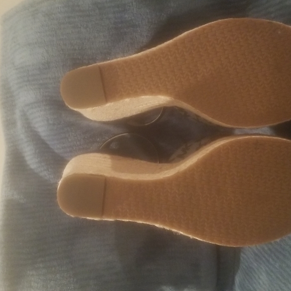 EUC MK espadrilles - Picture 6 of 11